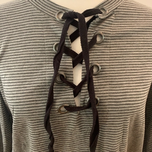 Angels Forever young gray striped tee, size M - Picture 2 of 5